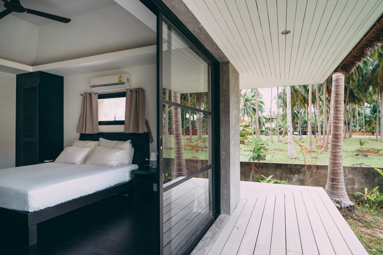 Le Motu Hotel Taling Ngam  Luaran gambar